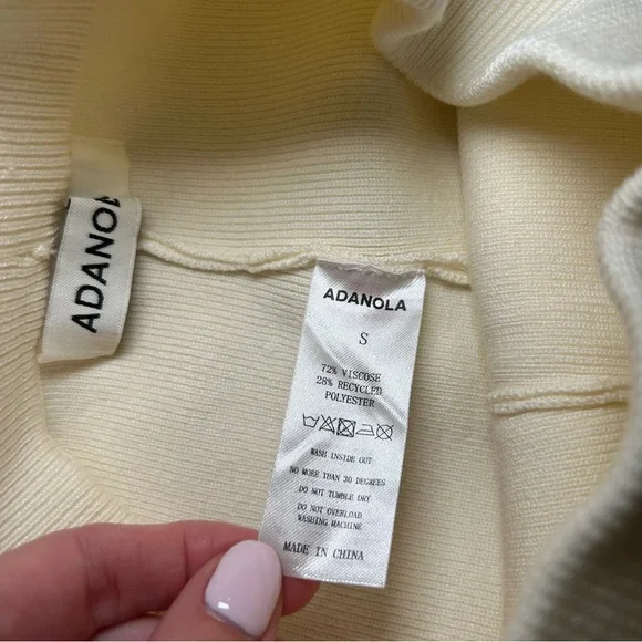 Adanola Crop Top and Biker Shorts Set Cream Size Small - Picture 11 of 14